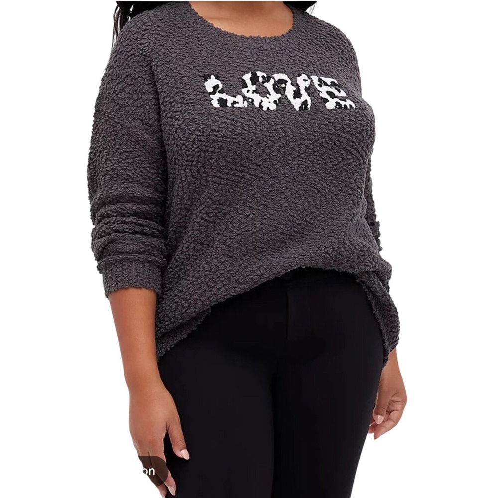 Torrid Love Animal Print Sweater 5X Graphic Relaxed Fit Fuzzy Cozy Casual Winter